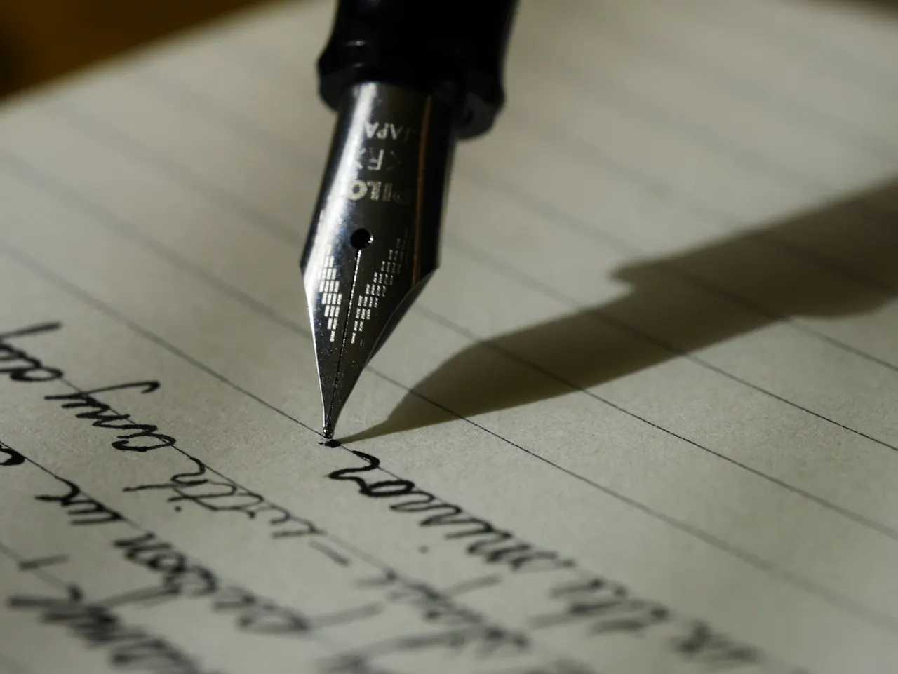 Notebook and writing tools for developing real editorial content